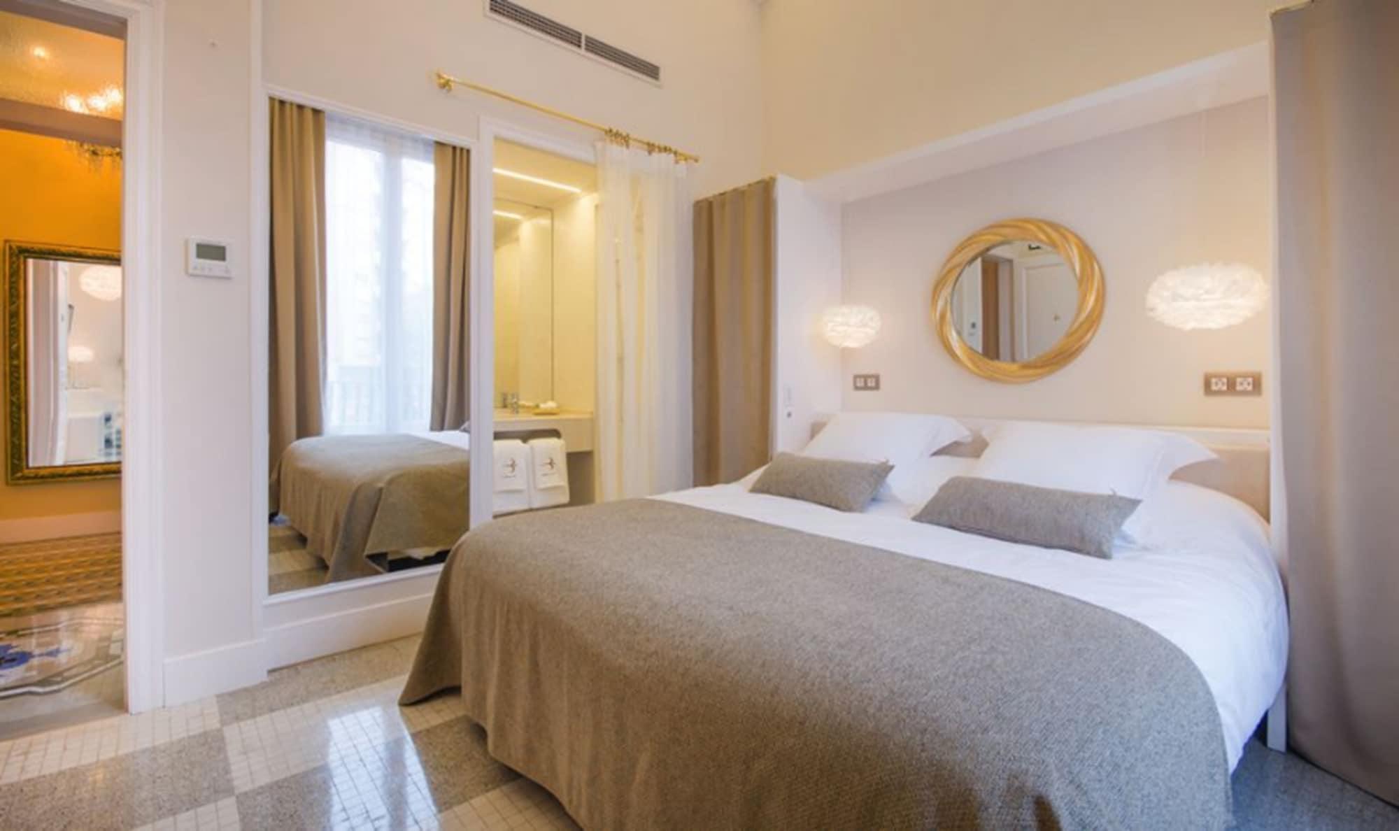 Anakena House Bed & Breakfast Barcelona Exteriör bild